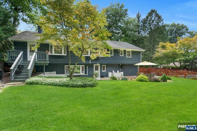 561 Bernita Drive, River Vale, NJ 07675