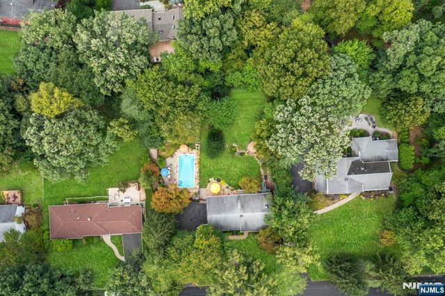 561 Bernita Drive, River Vale, NJ 07675