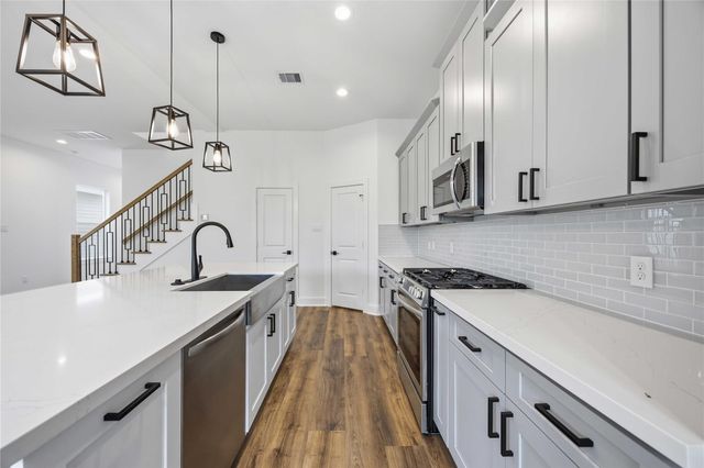 1106 Paul Quinn Street B, Houston, TX 77091