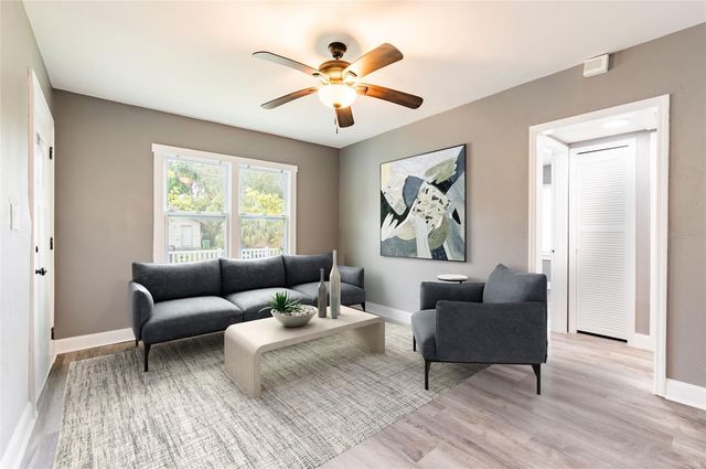 2017 OCEANVIEW PLACE, Tampa, FL 33605