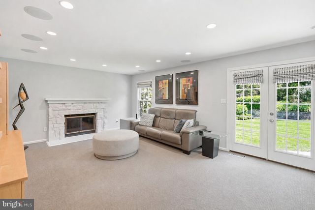7556 PEPPERELL DR, Bethesda, MD 20817