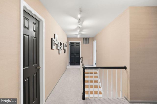 7556 PEPPERELL DR, Bethesda, MD 20817