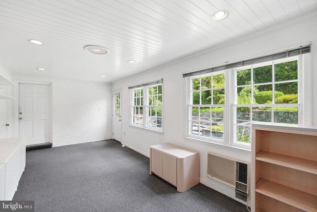 7556 PEPPERELL DR, Bethesda, MD 20817