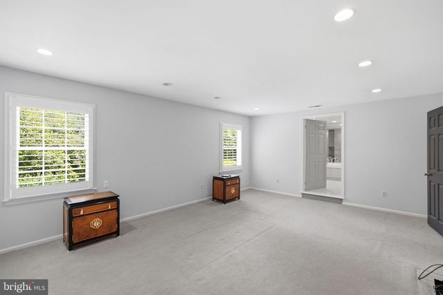 7556 PEPPERELL DR, Bethesda, MD 20817