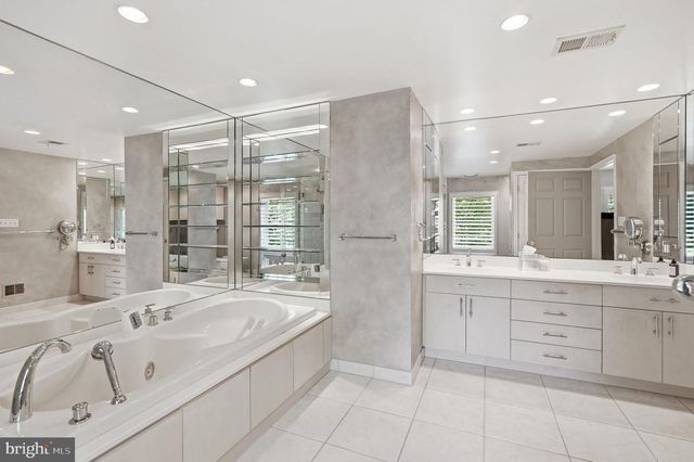 7556 PEPPERELL DR, Bethesda, MD 20817