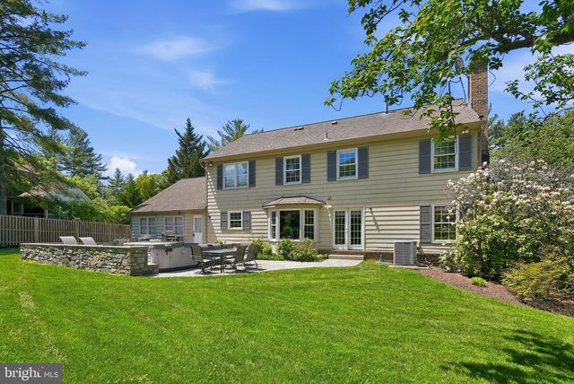 7556 PEPPERELL DR, Bethesda, MD 20817