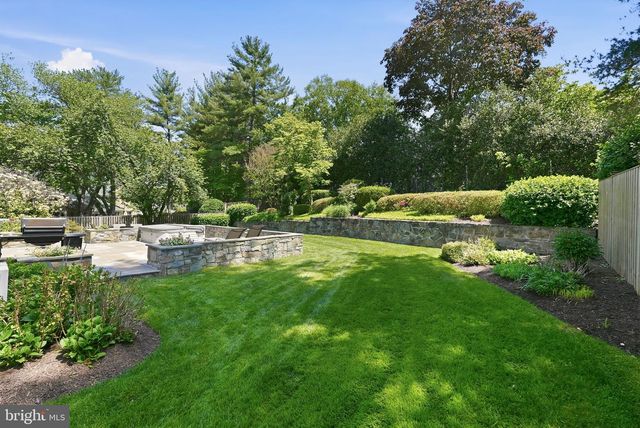 7556 PEPPERELL DR, Bethesda, MD 20817