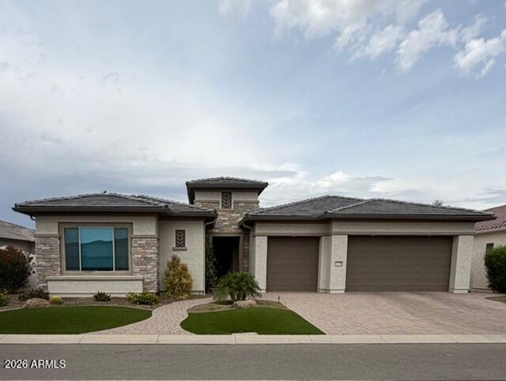 Image 1 of property listing at 16588 W PINCHOT Avenue, Goodyear, AZ 85395