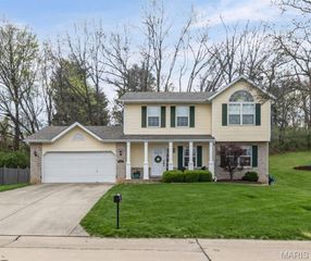 216 Aspen Point, Glen Carbon, IL 62034