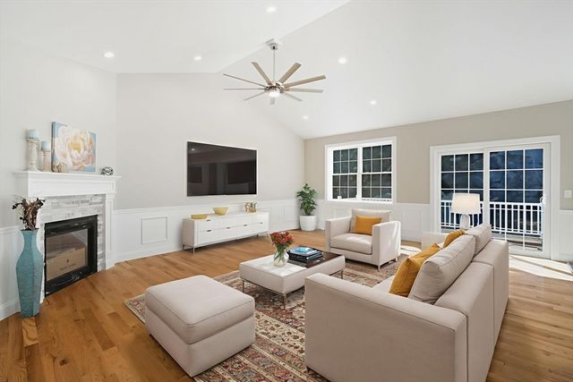 4 Sunny Crest, Belchertown, MA 01007