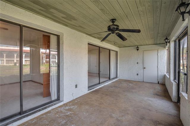 5102 VILLAGE COURT E-2, Lake Wales, FL 33898