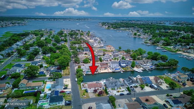 17 Fontainebleau Drive, Brick, NJ 08723