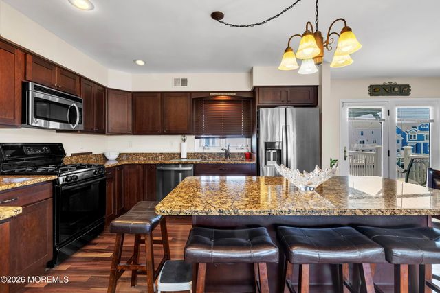 17 Fontainebleau Drive, Brick, NJ 08723