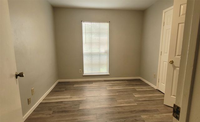 7314 Emory Oak Lane, Dallas, TX 75249