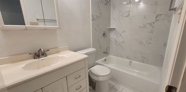7314 Emory Oak Lane, Dallas, TX 75249