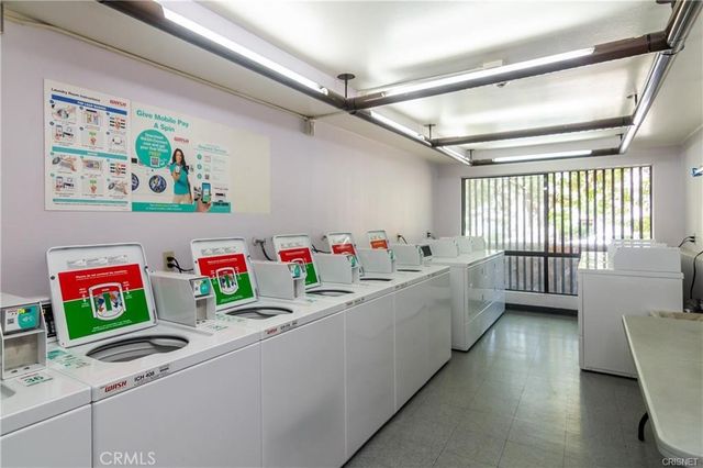 22100 Burbank Boulevard 259G, Woodland Hills, CA 91367