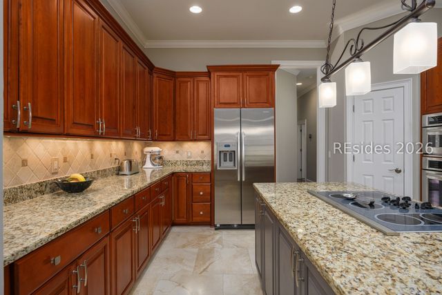 35 Victory Point Dr, Bluffton, SC 29910