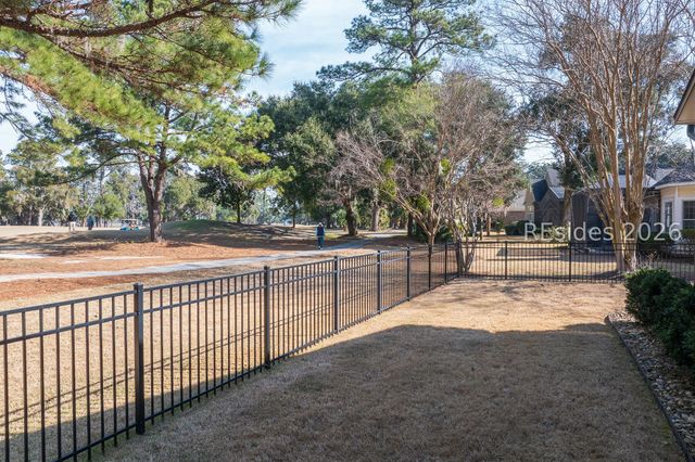 35 Victory Point Dr, Bluffton, SC 29910