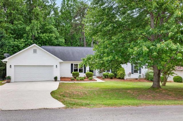 4405 Nohl Crest Lane, Flowery Branch, GA 30542