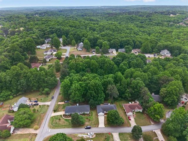 4405 Nohl Crest Lane, Flowery Branch, GA 30542