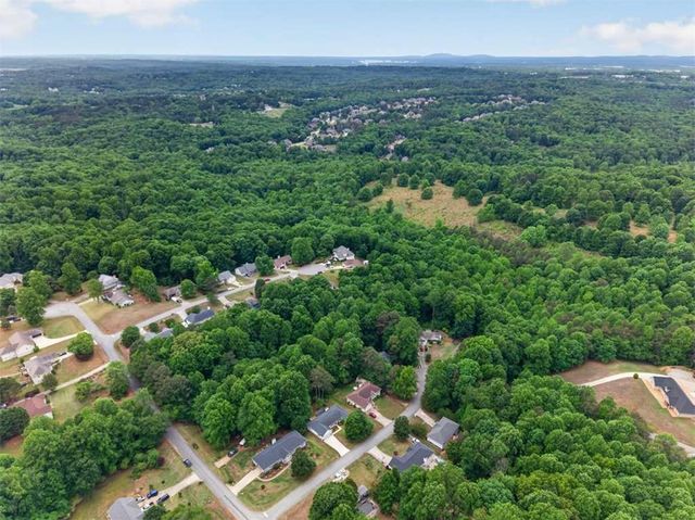 4405 Nohl Crest Lane, Flowery Branch, GA 30542