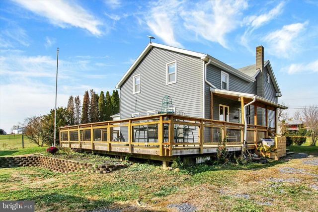 9227 GRINDSTONE HILL RD, Greencastle, PA 17225