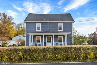 9227 GRINDSTONE HILL RD, Greencastle, PA 17225