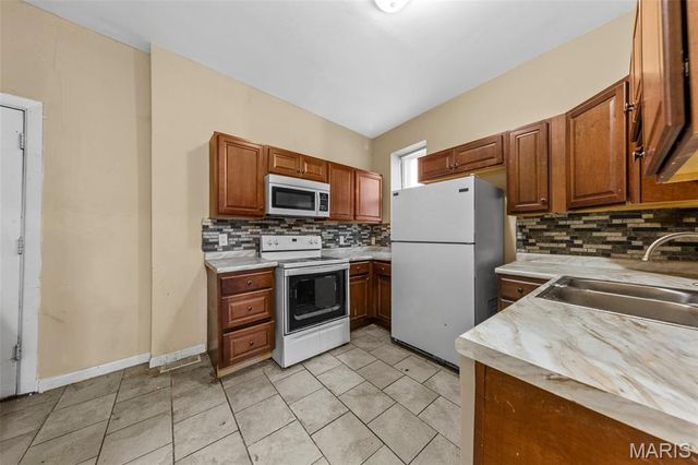 3018 Texas Avenue, St Louis, MO 63118