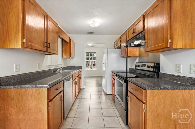 16 Parish Way, Pooler, GA 31322