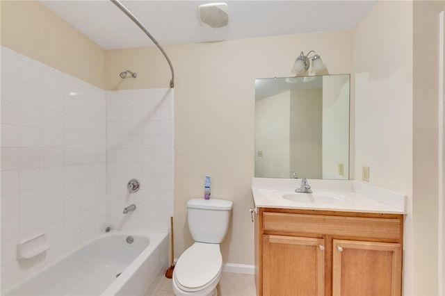 3040 Peachtree NW Road 704, Atlanta, GA 30305