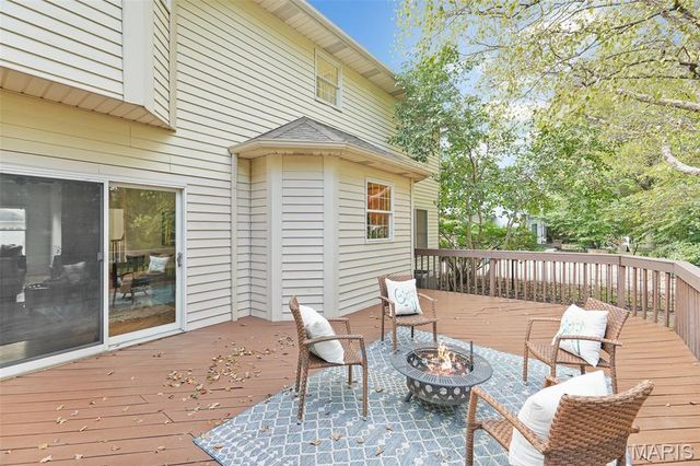 6 Meadow Rue Drive, Edwardsville, IL 62025