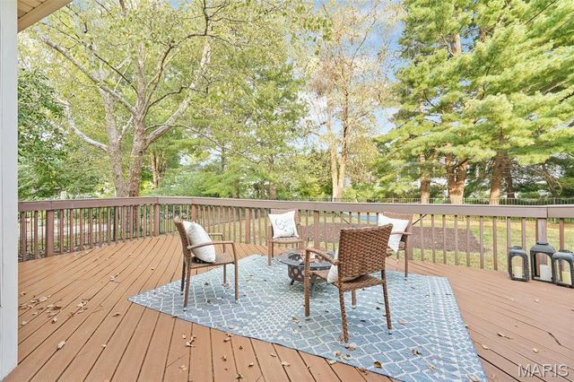 6 Meadow Rue Drive, Edwardsville, IL 62025