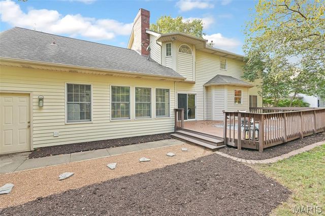 6 Meadow Rue Drive, Edwardsville, IL 62025