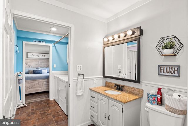 56 MEMORIAL BLVD, Newmanstown, PA 17073