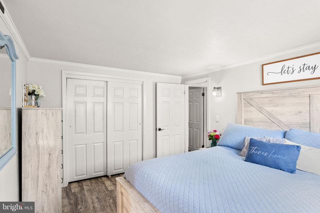 56 MEMORIAL BLVD, Newmanstown, PA 17073