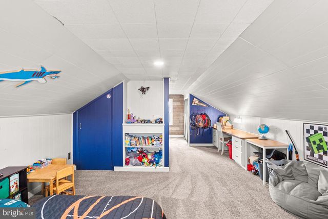 56 MEMORIAL BLVD, Newmanstown, PA 17073