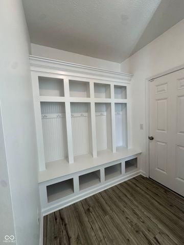 1296 Wood Thrush Court, Greenwood, IN 46143