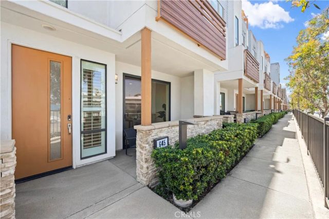 645 W 17th, Costa Mesa, CA 92627