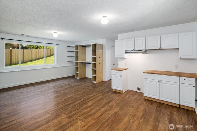 23621 36th Place W, Brier, WA 98036