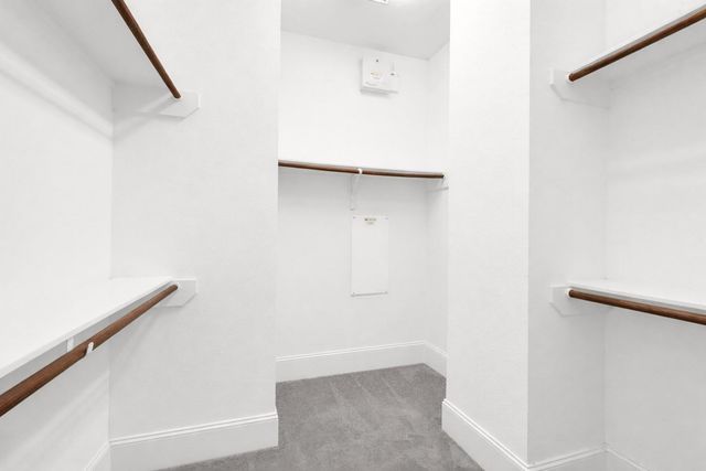 734 N Shepherd Drive, Houston, TX 77007