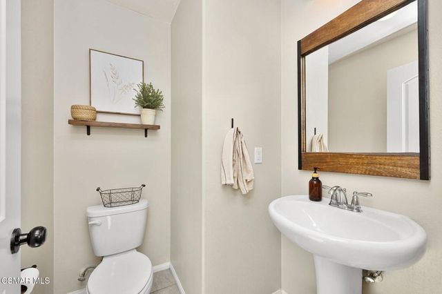 425 Stratus Lane 5, Simi Valley, CA 93065