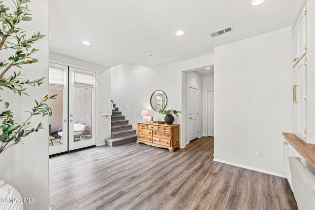 425 Stratus Lane 5, Simi Valley, CA 93065