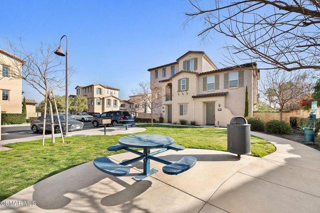 425 Stratus Lane 5, Simi Valley, CA 93065