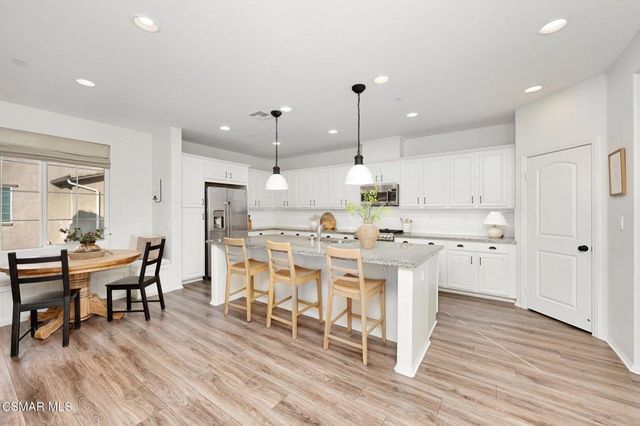 425 Stratus Lane 5, Simi Valley, CA 93065