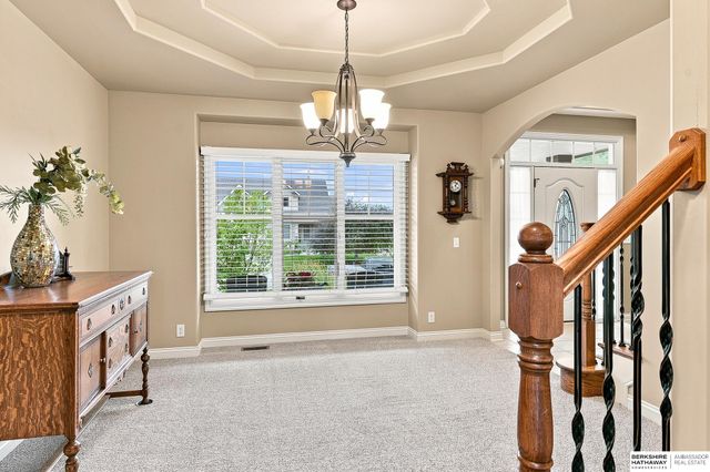 12619 S 81st Avenue, Papillion, NE 68046
