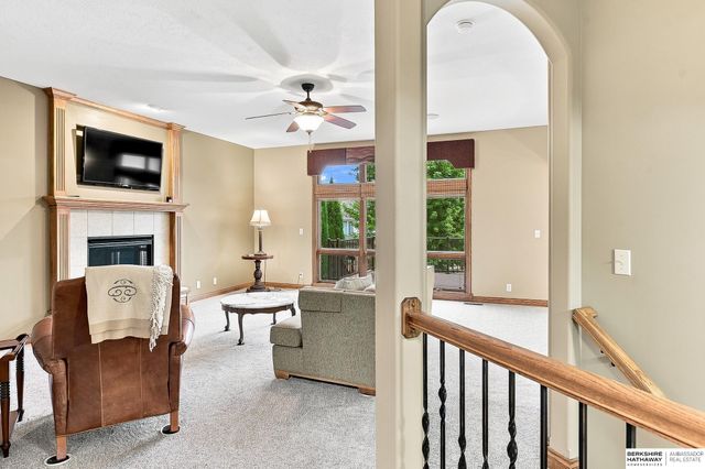 12619 S 81st Avenue, Papillion, NE 68046