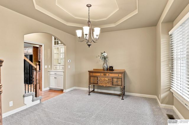12619 S 81st Avenue, Papillion, NE 68046