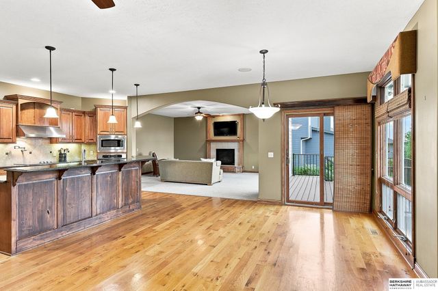 12619 S 81st Avenue, Papillion, NE 68046