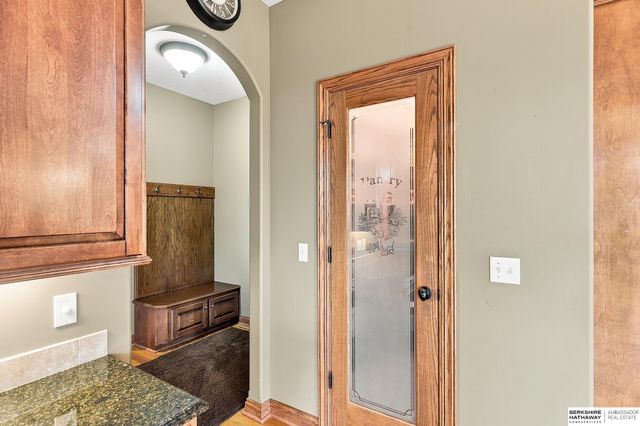 12619 S 81st Avenue, Papillion, NE 68046