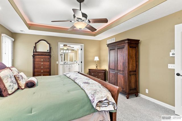 12619 S 81st Avenue, Papillion, NE 68046